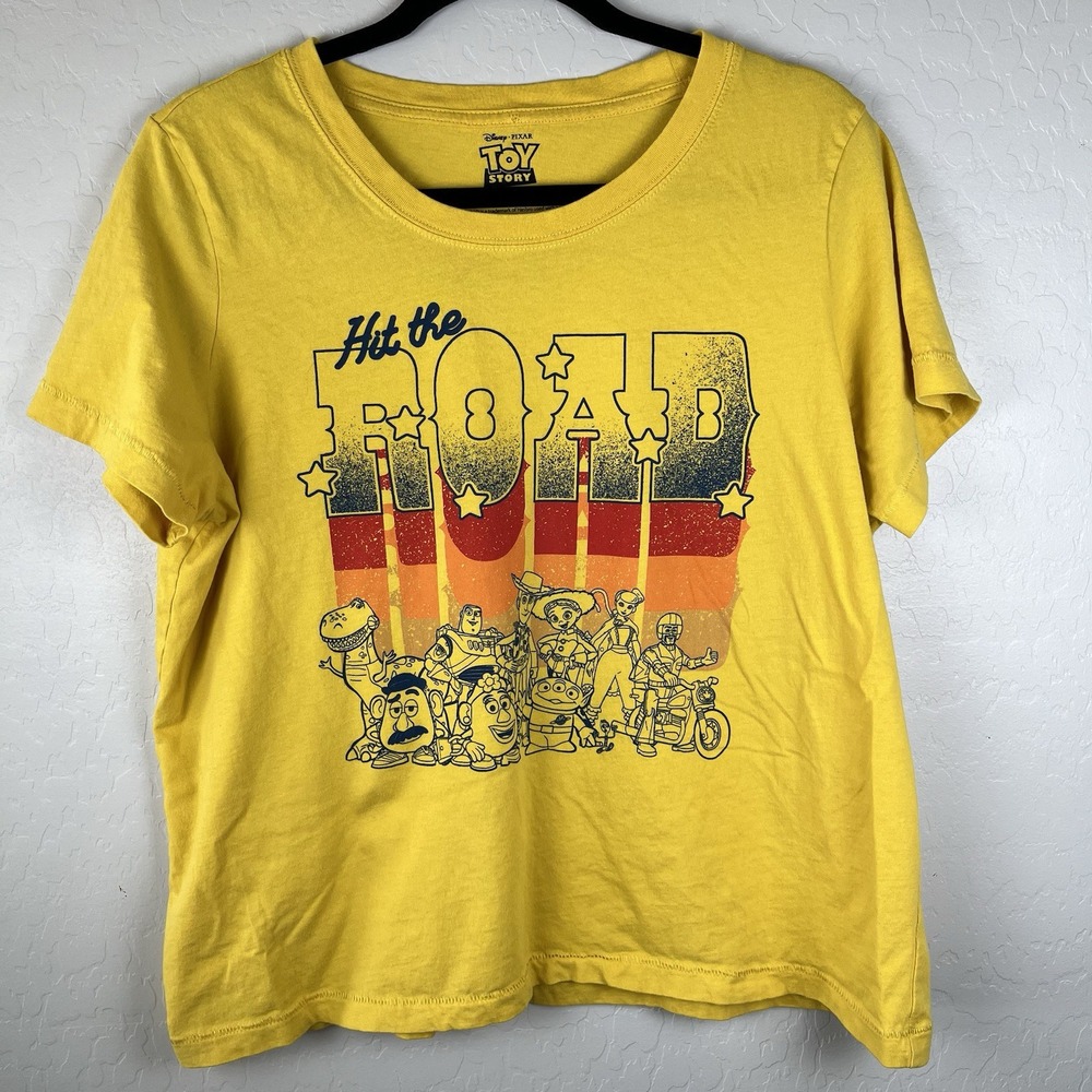 Disney Pixar Juniors Toy Story Hit The Road Yellow Shirt‎ Size 2XL